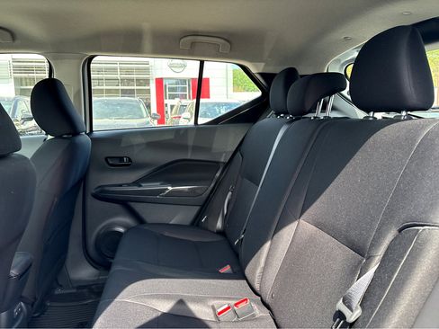 Used 2025 Nissan Kicks Play S FWD image 19