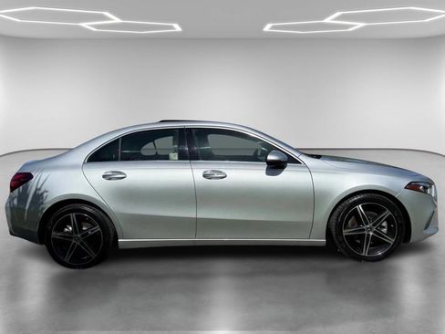 Used 2021 Mercedes-Benz A 220 image 5