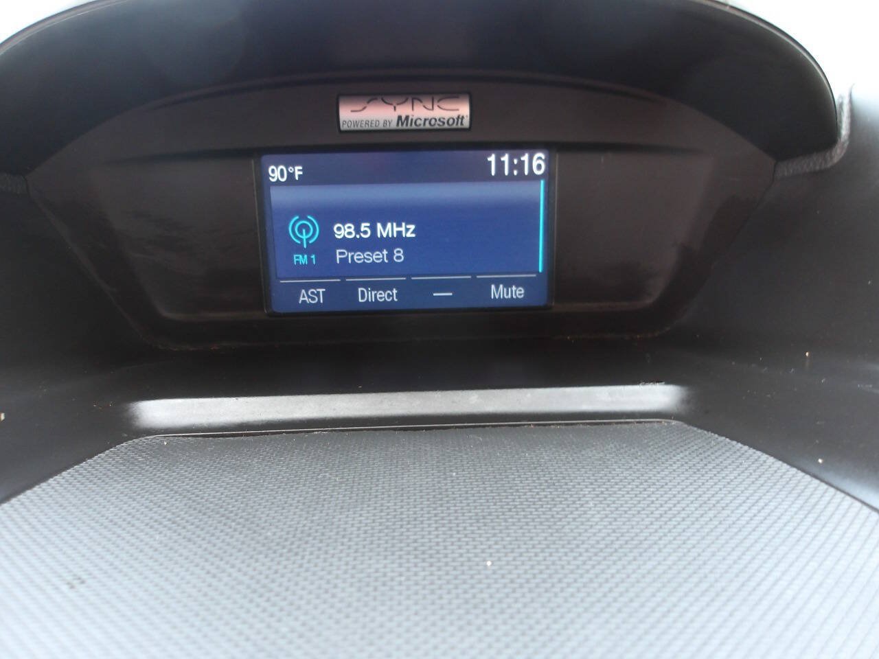 Used 2015 Ford Escape SE FWD image 12