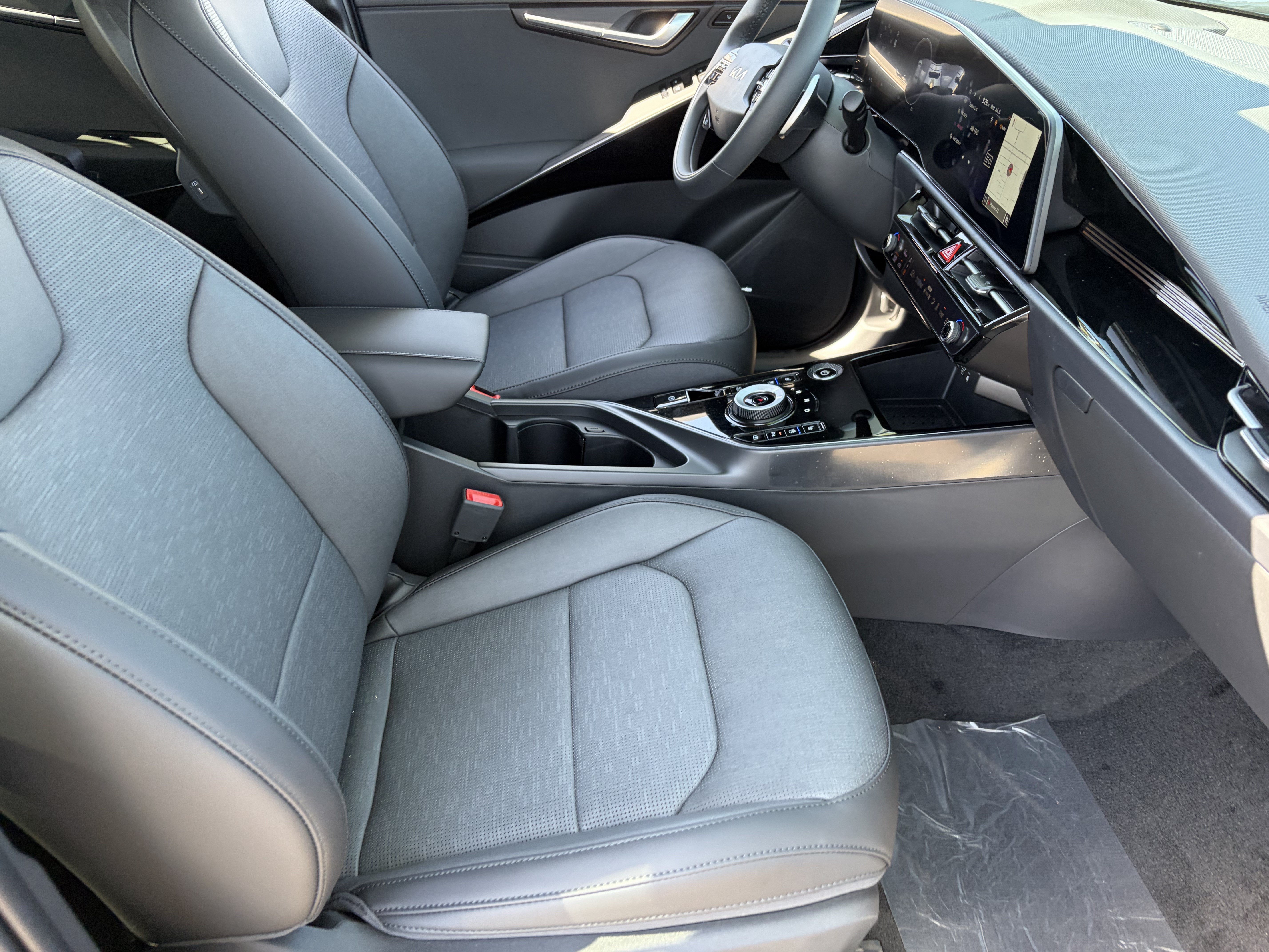 New 2026 Kia Niro Wave FWD image 9