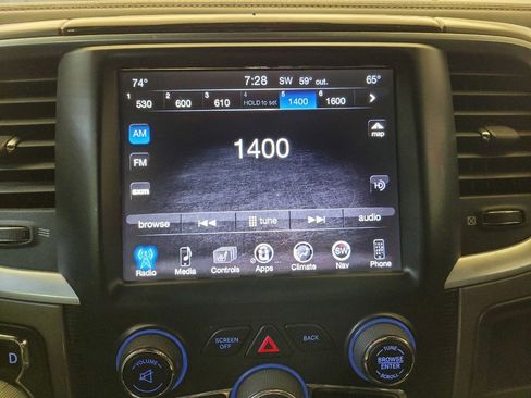 Used 2017 RAM 1500 Limited image 25