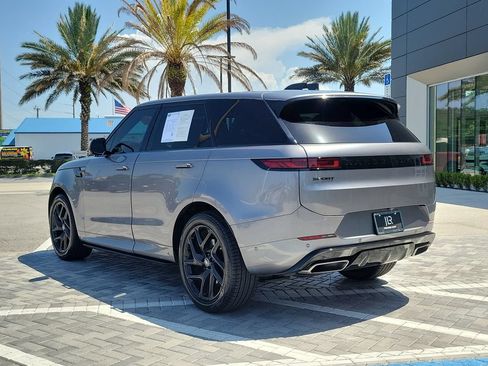 Used 2024 Land Rover Range Rover Sport Dynamic SE AWD/4WD image 3
