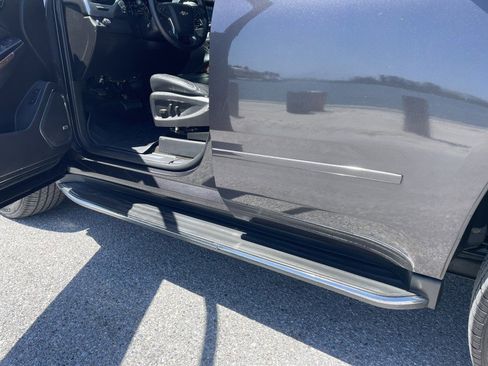 Used 2016 Chevrolet Tahoe LTZ image 27