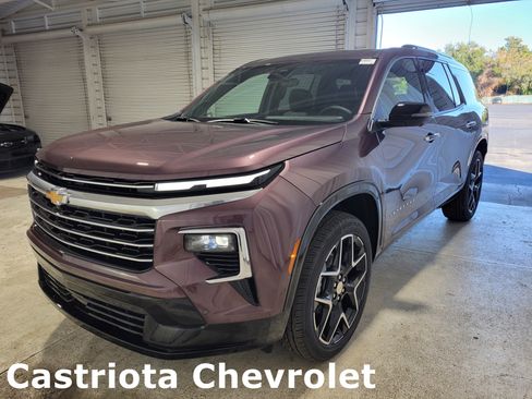 New 2026 Chevrolet Traverse High Country image 1