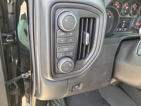 New 2026 Chevrolet Silverado 1500 Custom Trail Boss w/ Midnight Edition AWD/4WD image 16