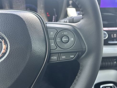 Used 2026 Toyota Corolla SE image 27