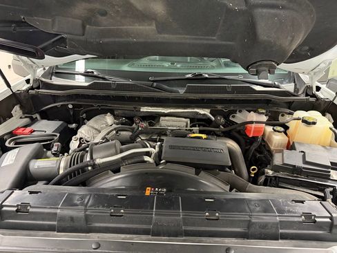 Certified 2021 Chevrolet Silverado 2500 LTZ image 48