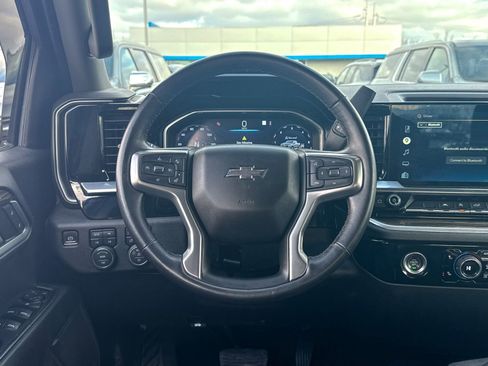 Certified 2022 Chevrolet Silverado 1500 RST image 24