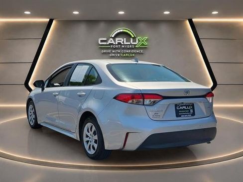 Used 2023 Toyota Corolla LE FWD image 4