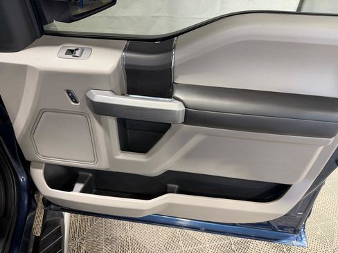 Used 2016 Ford F150 XLT AWD/4WD image 14