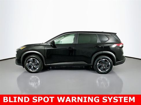 Used 2024 Nissan Rogue SV image 7