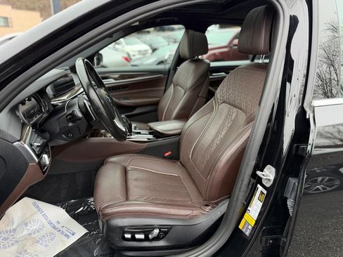 Used 2018 BMW 530e image 15