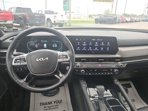 Used 2025 Kia Telluride AWD image 21
