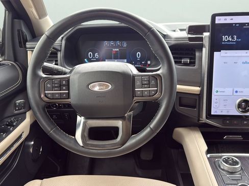 Used 2024 Ford Expedition Max Platinum AWD/4WD image 12