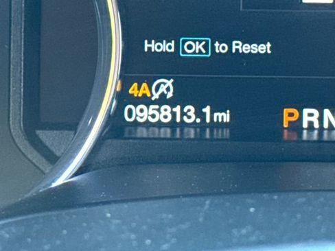 Used 2018 Ford Expedition Limited AWD/4WD image 27