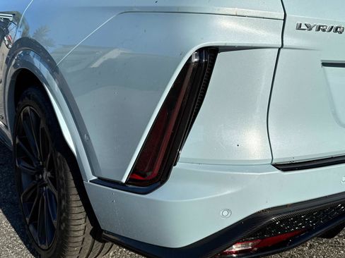 New 2026 Cadillac Lyriq V w/ Exterior Carbon Fiber Package image 11