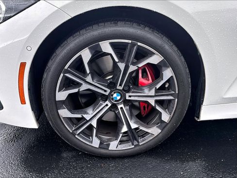 Certified 2025 BMW 330i xDrive Sedan w/ M Sport Package AWD/4WD image 33