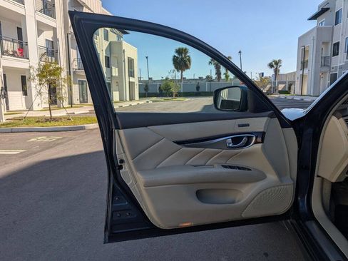 Used 2012 INFINITI M37 w/ Premium Pkg image 14
