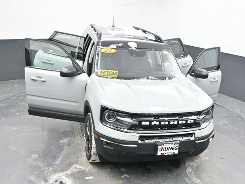 Used 2024 Ford Bronco Sport Outer Banks image 59