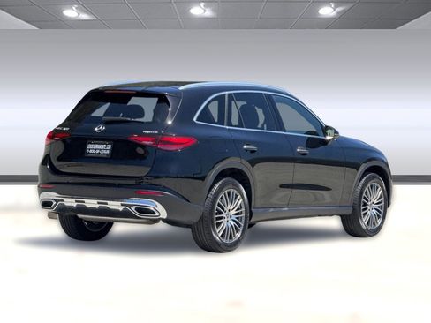 Used 2024 Mercedes-Benz GLC 300 4MATIC image 8