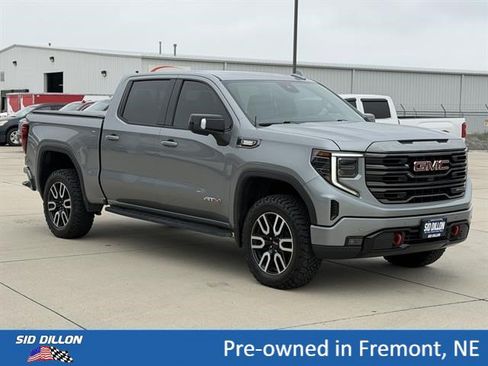 Certified 2023 GMC Sierra 1500 AT4 w/ AT4 Premium Package AWD/4WD image 2