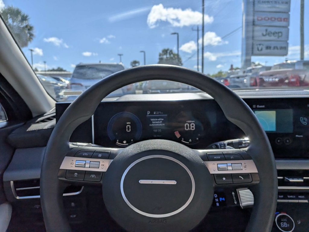 Used 2025 Hyundai Sonata SEL FWD image 20