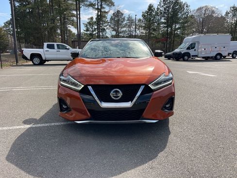 Used 2020 Nissan Maxima SR w/ Sport Mat Group image 5