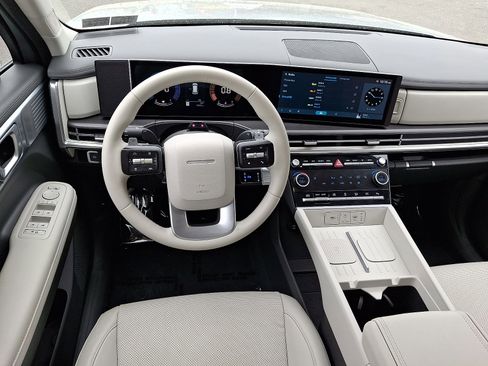 Certified 2026 Hyundai Santa Fe SEL image 12