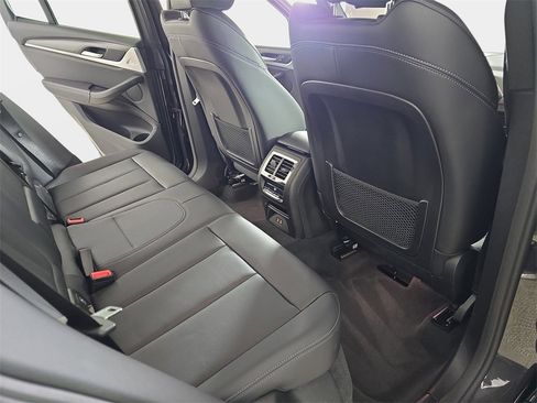 Certified 2024 BMW X3 xDrive30i w/ M Sport Package image 10