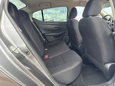 Used 2024 Nissan Sentra S FWD image 11