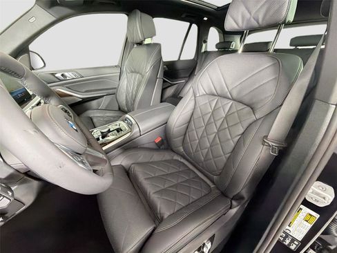 New 2026 BMW X5 xDrive40i w/ M Sport Package image 21