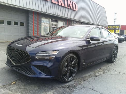 Used 2023 Genesis G70 2.0T w/ Sport Prestige Package AWD/4WD image 19