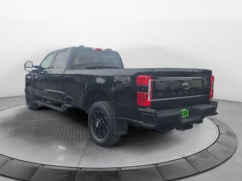Certified 2025 Ford F350 Lariat w/ Black Appearance Package image 4