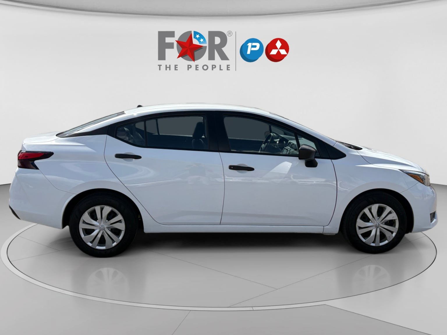 Used 2025 Nissan Versa S FWD image 6