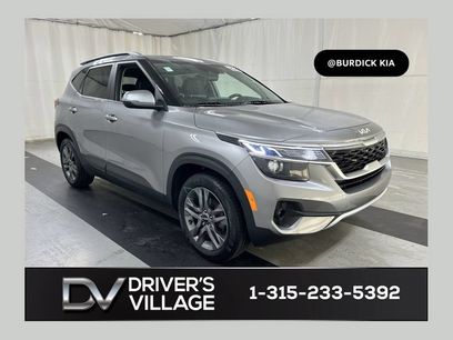Used 2023 Kia Seltos S w/ Navigation Package