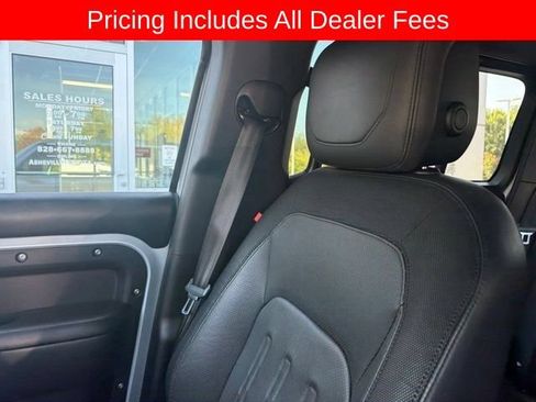Used 2022 Land Rover Defender 110 X-Dynamic HSE AWD/4WD image 12