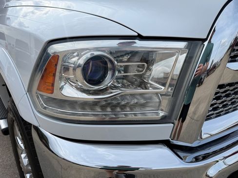 Used 2018 RAM 2500 Laramie image 16