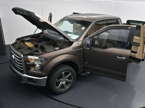 Used 2016 Ford F150 XLT w/ Equipment Group 301A Mid AWD/4WD image 26