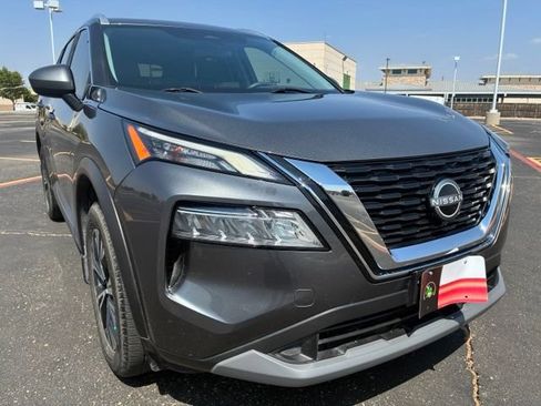 Certified 2023 Nissan Rogue SV w/ SV Premium B Package FWD image 8