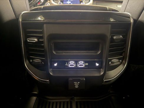 Used 2019 RAM 2500 Laramie AWD/4WD image 33