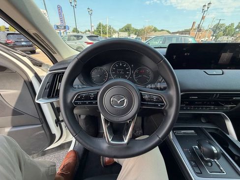Used 2025 MAZDA CX-70 3.3 Turbo w/ Preferred Package AWD/4WD image 12