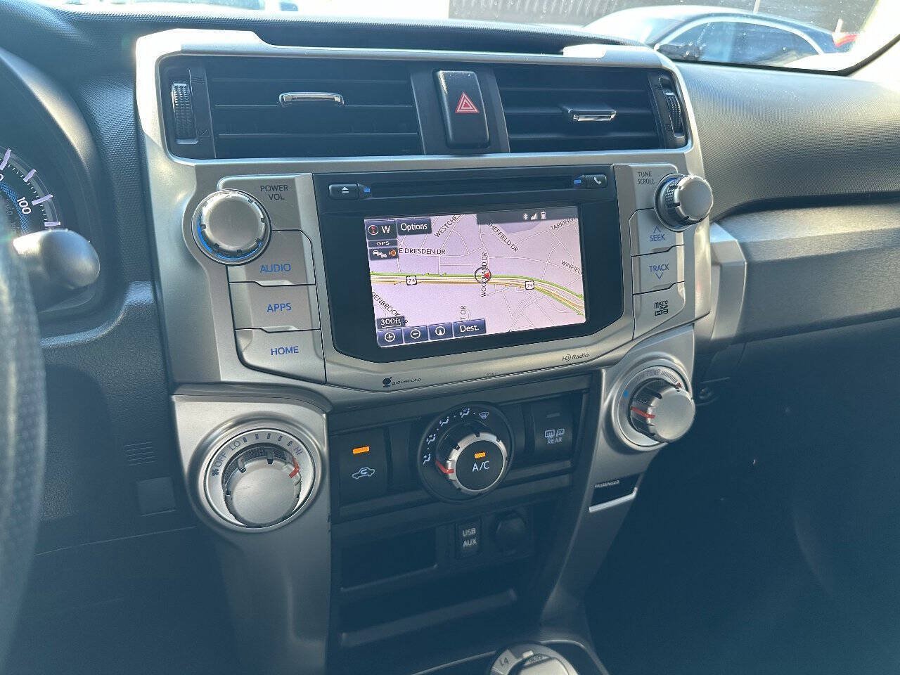 Used 2016 Toyota 4Runner 4WD image 19
