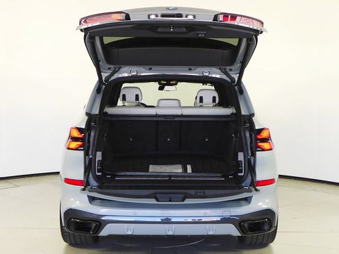 Used 2024 BMW X5 xDrive50e w/ M Sport Package AWD/4WD image 10