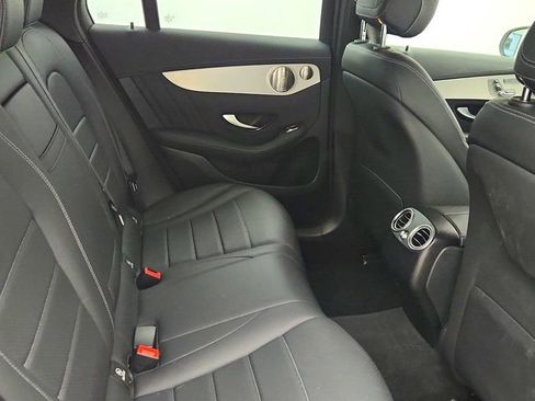 Used 2023 Mercedes-Benz GLC 300 4MATIC Coupe image 23