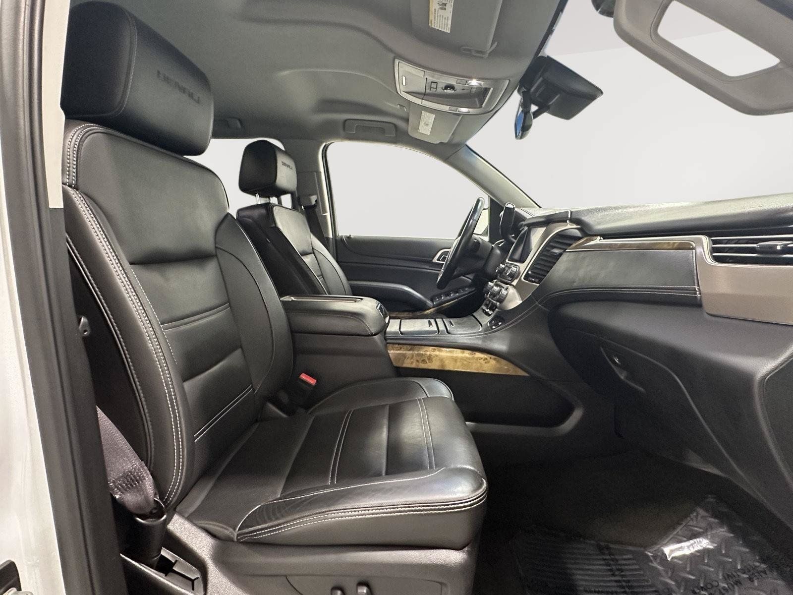 Used 2017 GMC Yukon Denali AWD/4WD image 26