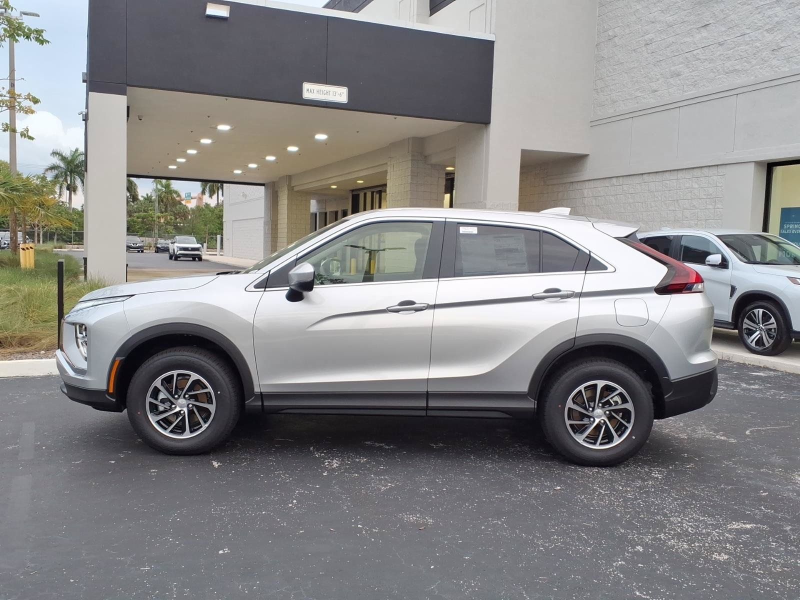 New 2026 Mitsubishi Eclipse Cross ES AWD/4WD image 3