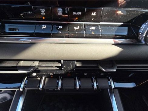 New 2026 GMC Canyon Elevation image 27