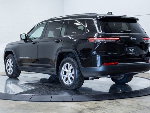 Used 2022 Jeep Grand Cherokee L Limited image 9