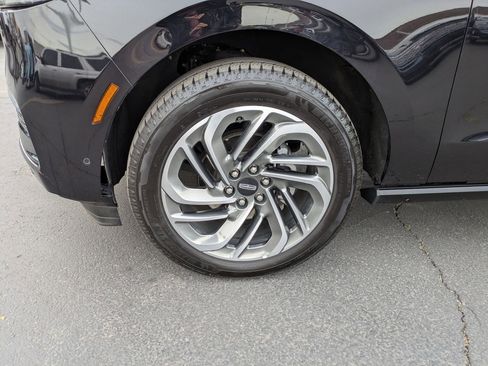 Used 2025 Lincoln Navigator Reserve AWD/4WD image 11