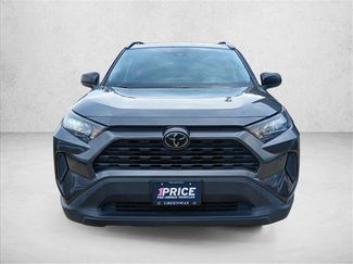 Used 2021 Toyota RAV4 LE FWD video 2